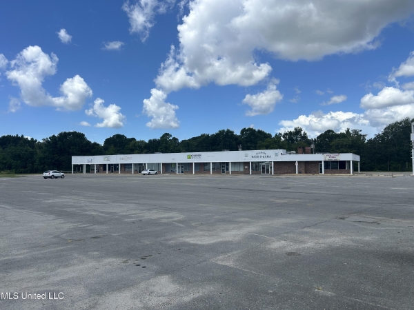 Listing Image #2 - Retail for sale at 1441 Highway 90, Gautier MS 39553