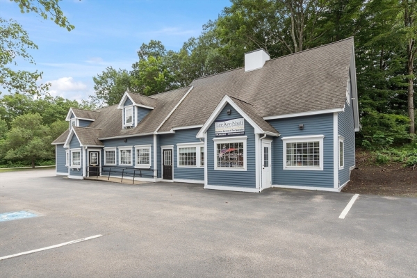 Listing Image #2 - Others for sale at 977 South St, Fitchburg MA 01420