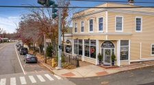 Retail for sale in Branford, CT