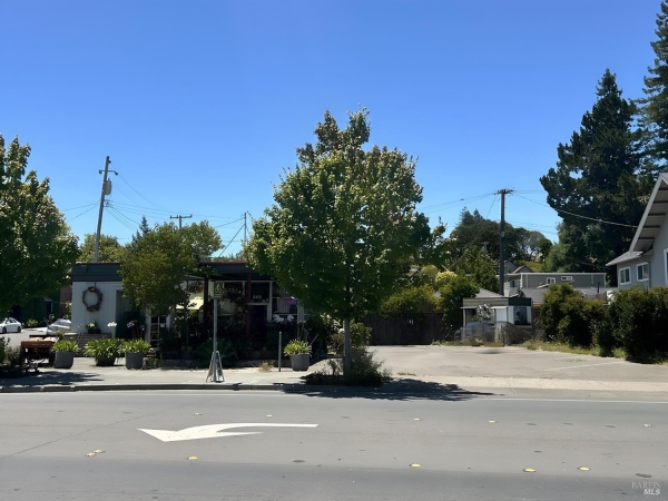 Listing Image #2 - Others for sale at 501 Petaluma Blvd N, Petaluma CA 94952