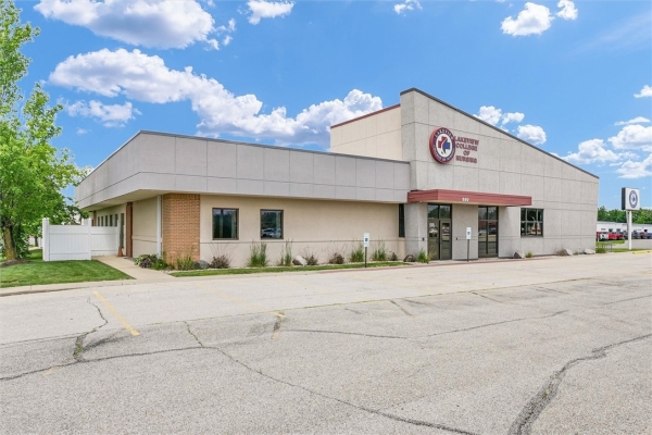 Listing Image #2 - Others for sale at 580 W Lincoln Avenue, Charleston IL 61920