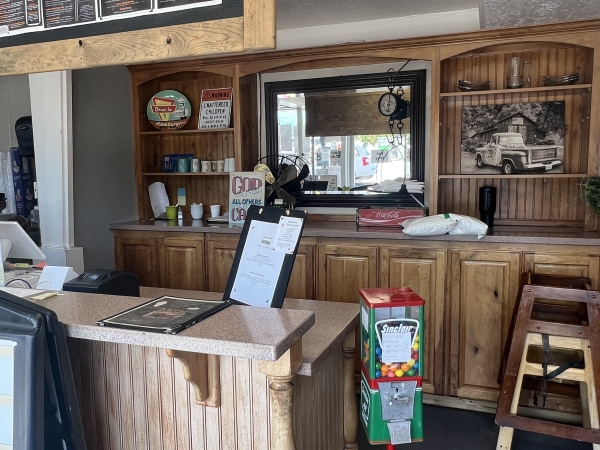 Listing Image #3 - Retail for sale at 1 N State Street, Mt Pleasant UT 84647