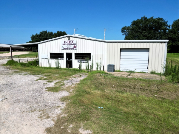 Listing Image #2 - Others for sale at 590 Texas St, Emory TX 75440