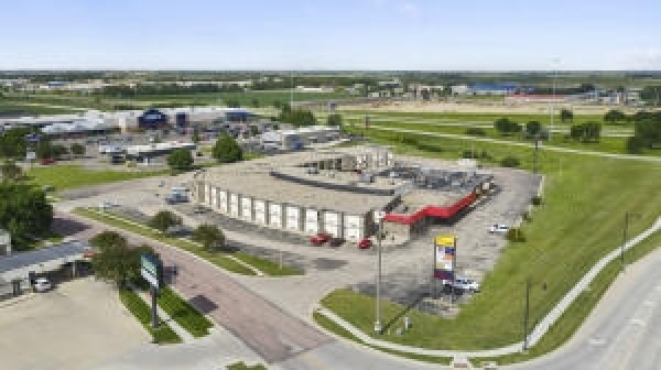 Listing Image #1 - Hotel for sale at 2515 6th ST, Brookings SD 57006
