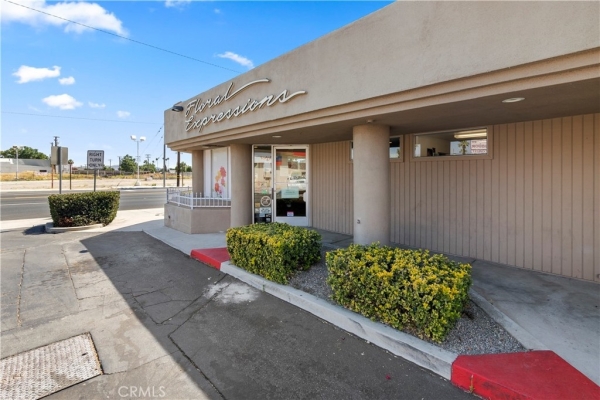 Listing Image #3 - Others for sale at 210 W Florida Avenue, Hemet CA 92543