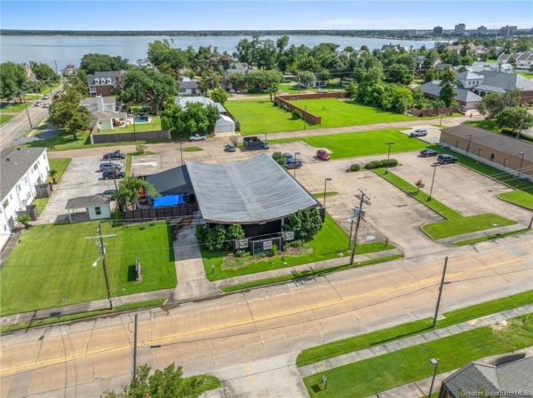 Listing Image #2 - Others for sale at 710 Doctor Michael Debakey Drive, Lake Charles LA 70601