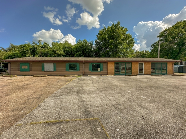Listing Image #2 - Retail for sale at 2900-2908 Ridge Ave, Springfield IL 62702