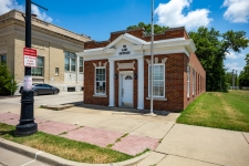 Office property for sale in Litchfield, IL