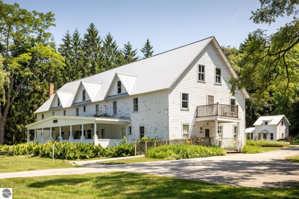 Listing Image #3 - Others for sale at 7345 W Glenmere Road, Empire MI 49630