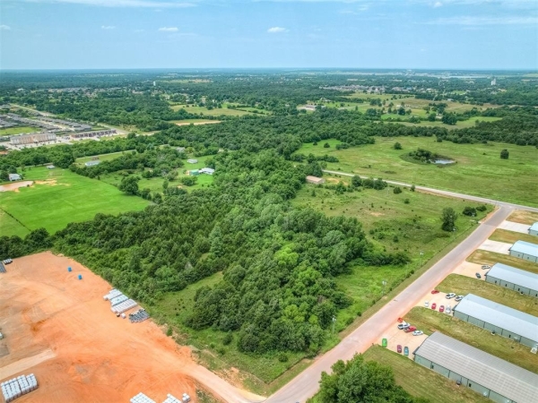 Listing Image #3 - Industrial for sale at 373 Howard Boulevard, Harrah OK 73045