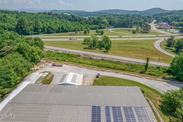 Listing Image #2 - Retail for sale at 801 Larry Byrd Road, Kingston TN 37763