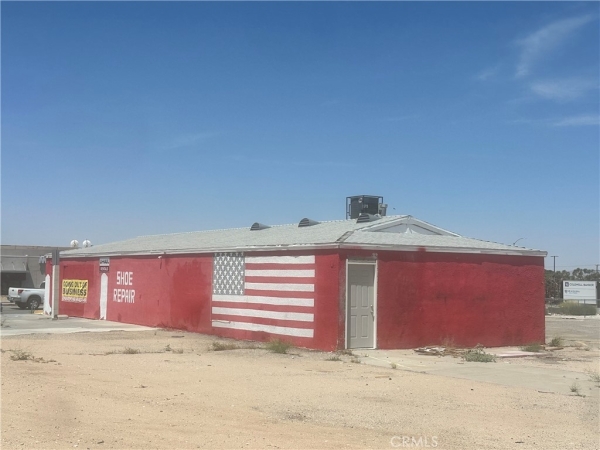 Listing Image #1 - Others for sale at 14377 Main Street, Hesperia CA 92345