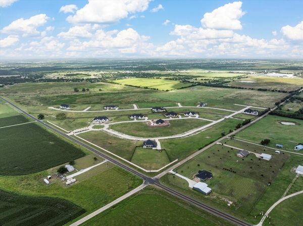 Listing Image #1 - Land for sale at 933 Rosenthal Pkwy, Lorena TX 76655