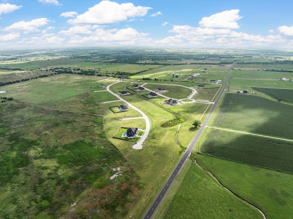 Listing Image #3 - Land for sale at 933 Rosenthal Pkwy, Lorena TX 76655