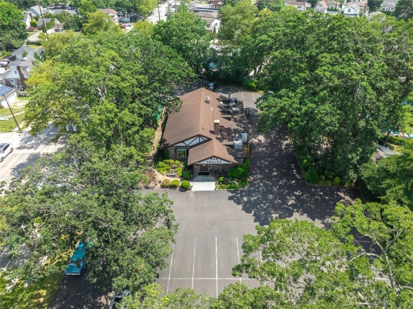 Listing Image #2 - Others for sale at 1940 Bellmore Avenue, Bellmore NY 11710