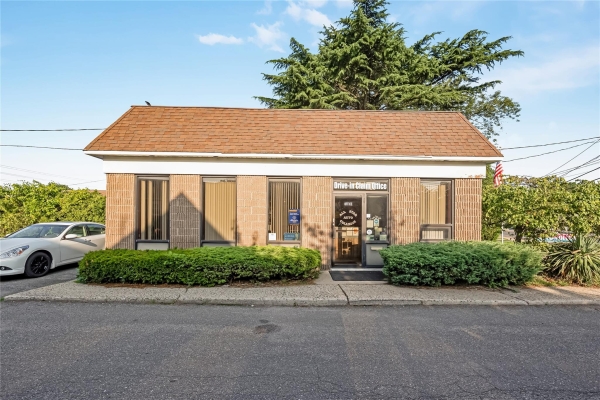 Listing Image #2 - Others for sale at 454-464 Fulton Street, Farmingdale NY 11735