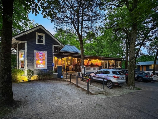 Listing Image #3 - Others for sale at 206 W Van Buren, Eureka Springs AR 72632