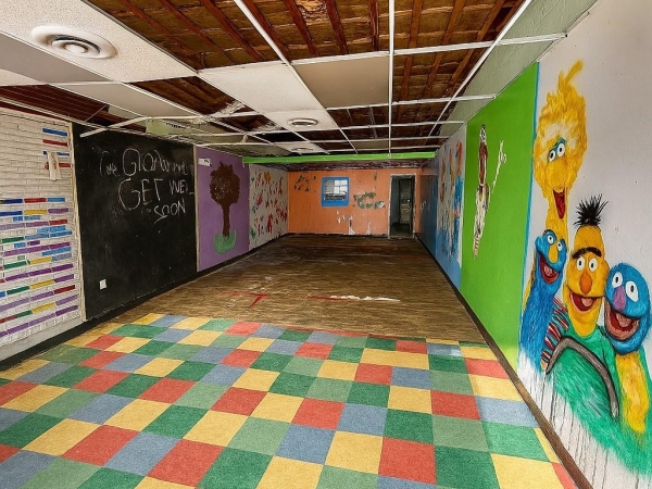 Listing Image #3 - Others for sale at 15400 Gratiot Avenue, Detroit MI 48205