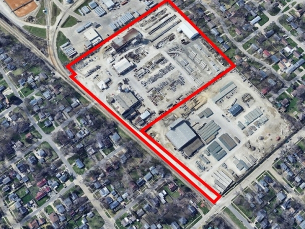 Listing Image #1 - Industrial for sale at 702 N Edwin St, Champaign IL 61821