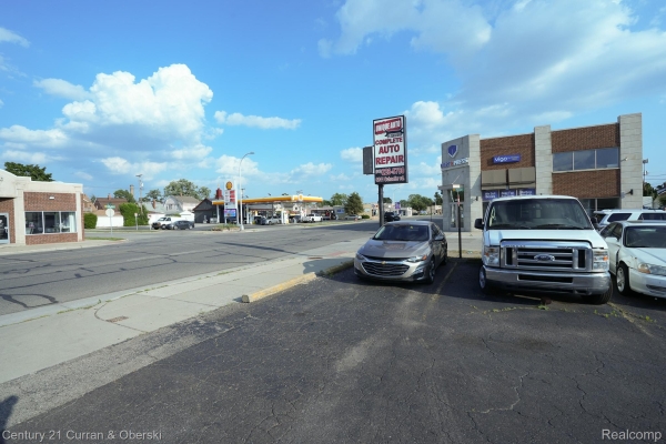 Listing Image #3 - Others for sale at 6811 Schaefer Road, Dearborn MI 48126