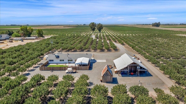 Listing Image #3 - Others for sale at 18356 Lansing Avenue, Lemoore CA 93245