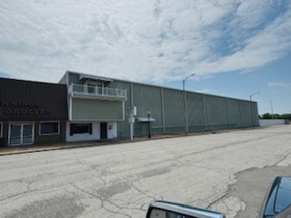 Listing Image #2 - Industrial for sale at 223 S Main Street, Wagoner OK 74467