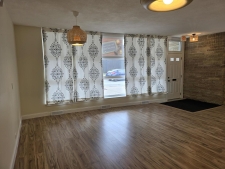 Listing Image #3 - Retail for sale at 8348 Lincoln Avenue, Skokie IL 60077