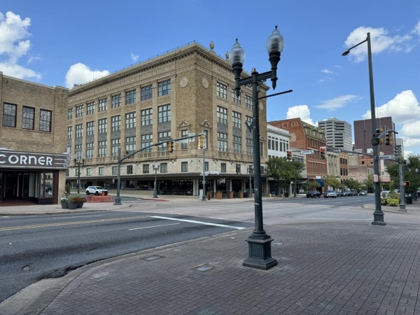 Listing Image #3 - Industrial for sale at 705 Texas Street, Shreveport LA 71101