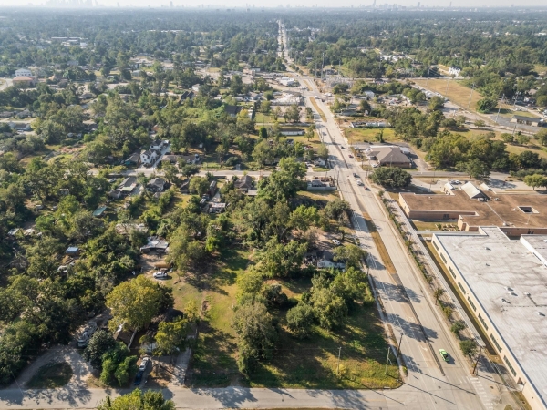 Listing Image #2 - Land for sale at 1041 Wall Street, Houston TX 77088