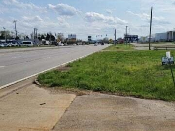 Listing Image #3 - Land for sale at 1 US-27, Burnside KY 42519