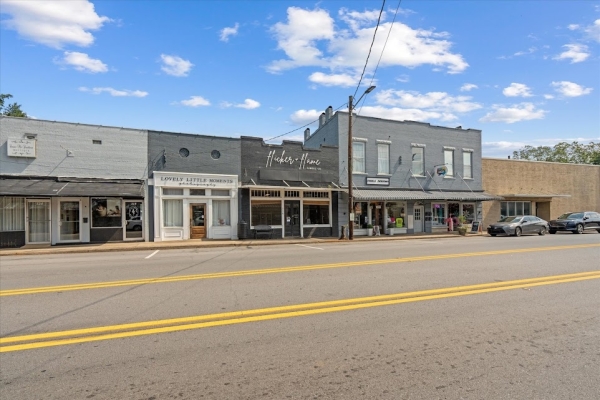 Listing Image #3 - Retail for sale at 114 West College Street, Bowdon GA 30108