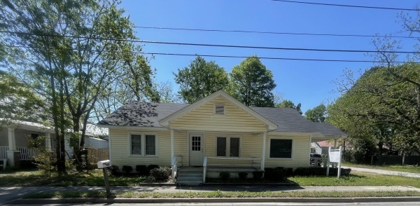 Listing Image #2 - Office for sale at 229 Greenway Street, Thomson GA 30824