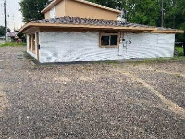 Listing Image #2 - Industrial for sale at 307 E Magnolia Avenue, Geneva AL 36340