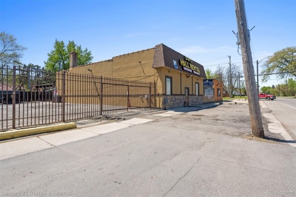 Listing Image #2 - Others for sale at 15018 Houston Whittier Street, Detroit MI 48205