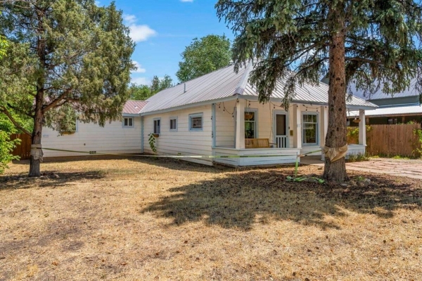 Listing Image #3 - Multi-family for sale at 146 E 4th Avenue, Durango CO 81301