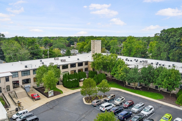 Listing Image #1 - Office for sale at 217 E 24th Street , 010, Holland MI 49423
