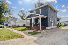 Listing Image #2 - Others for sale at 715 SW 9th Ave, Cedarrapids IA 52404