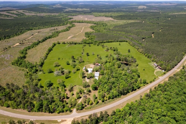 Listing Image #1 - Others for sale at 7725 Indian Highway 144, Smithville OK 74957