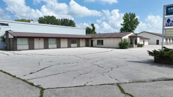 Listing Image #2 - Others for sale at 3101 S Saginaw, Midland MI 48640