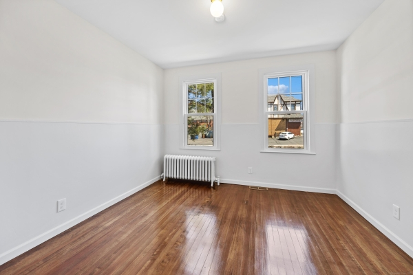 Listing Image #2 - Others for sale at 850 Farmington Avenue c, West Hartford CT 06119