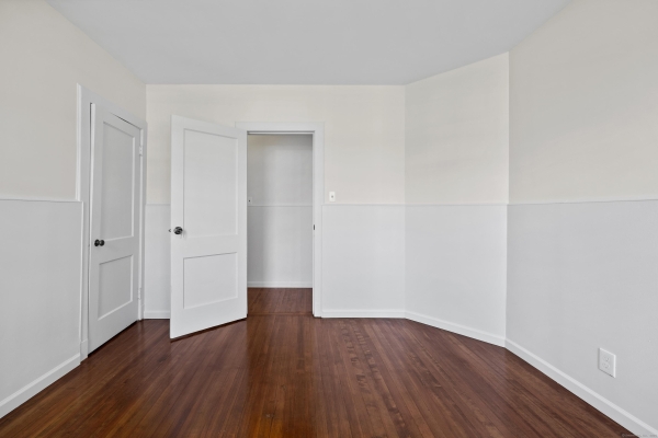 Listing Image #3 - Others for sale at 850 Farmington Avenue c, West Hartford CT 06119