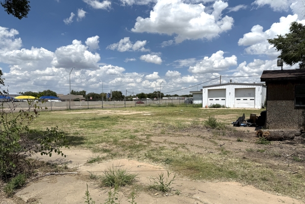 Listing Image #3 - Industrial for sale at 4001 Canyon Dr, Amarillo TX 79110