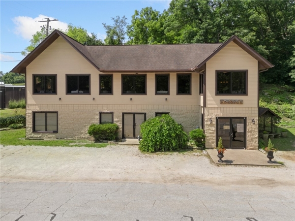 Listing Image #1 - Others for sale at 350 Devitos Loop, Harrison AR 72601