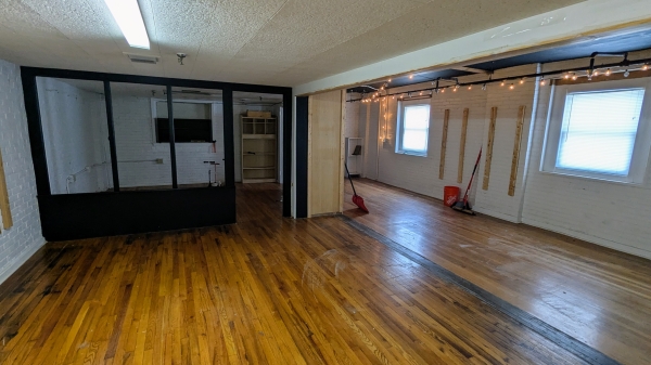 Listing Image #3 - Retail for sale at 120 W Broad St, Statesville NC 28677