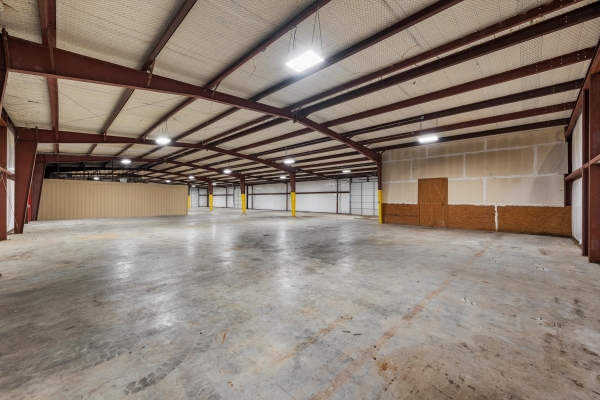 Listing Image #2 - Industrial for sale at 8398 S IH 35, Belton TX 76513