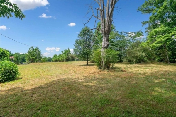 Listing Image #3 - Others for sale at 200 Blue Haze Drive, Jasper GA 30143