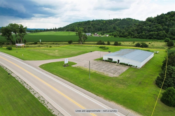 Listing Image #3 - Retail for sale at 16990 US Highway 61 w/o inventory, Boscobel WI 53805