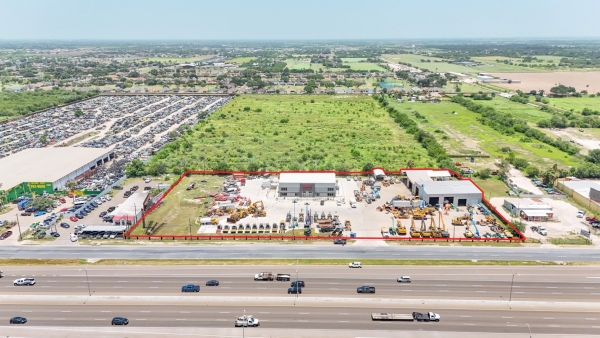 Listing Image #1 - Industrial for sale at 240 E. Frontage Road, Alamo TX 78516