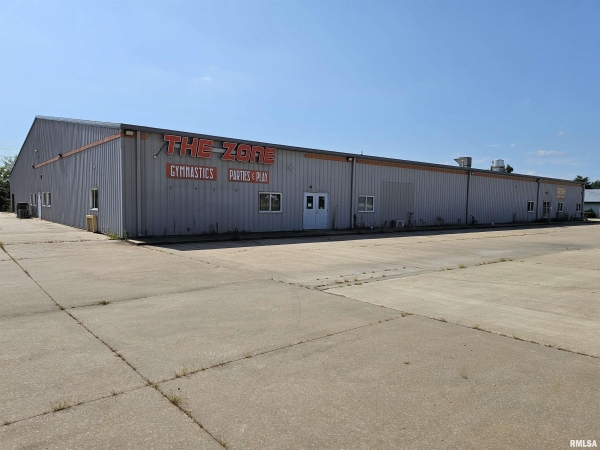 Listing Image #3 - Others for sale at 103 N SHILOH Drive, Mt Vernon IL 62864