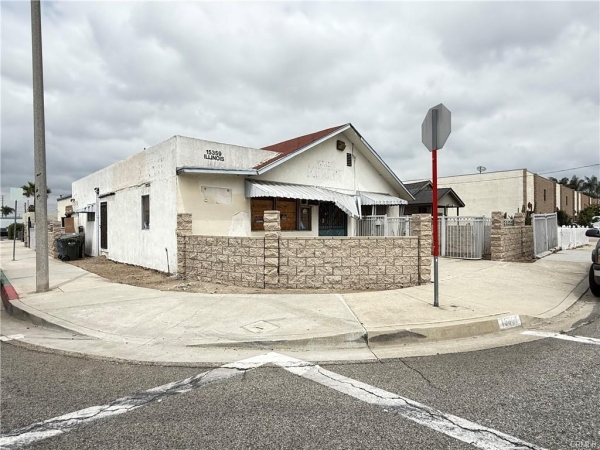 Listing Image #1 - Others for sale at 15359 Illinois Ave., Paramount CA 90723